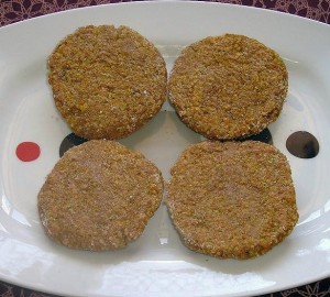 hamburguesas quinoa seitan1 300x270 hamburguesas quinoa seitan